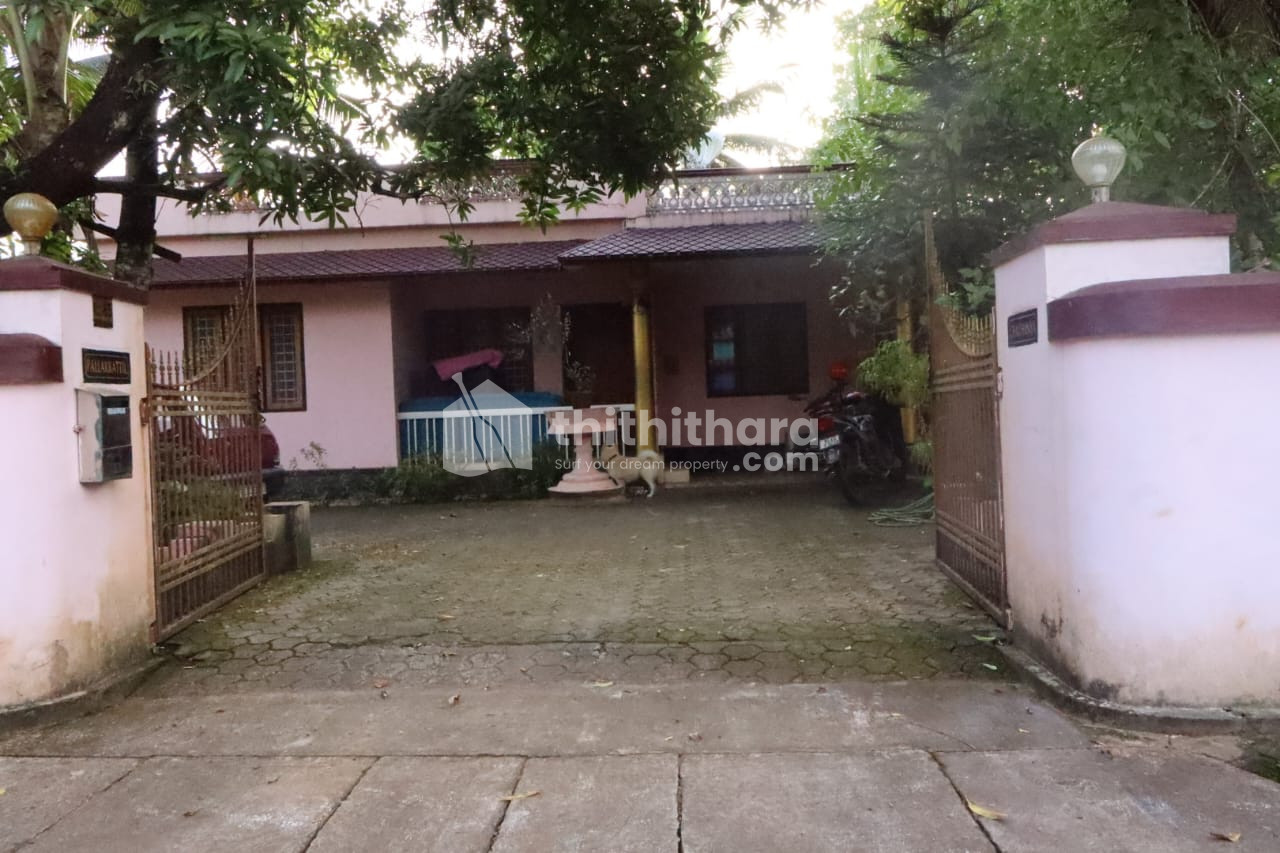 3 BHK house for sale at Irinjalakuda Thrissur