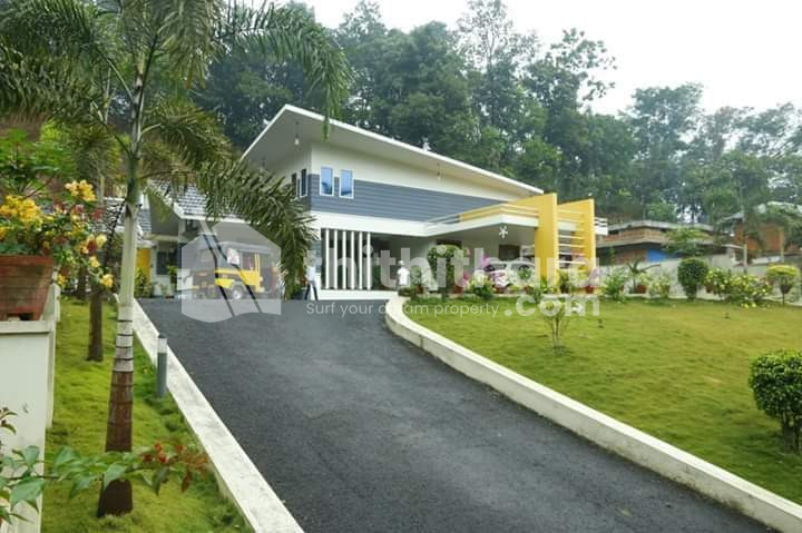 4 BHK house for sale at Iritty , Kannur