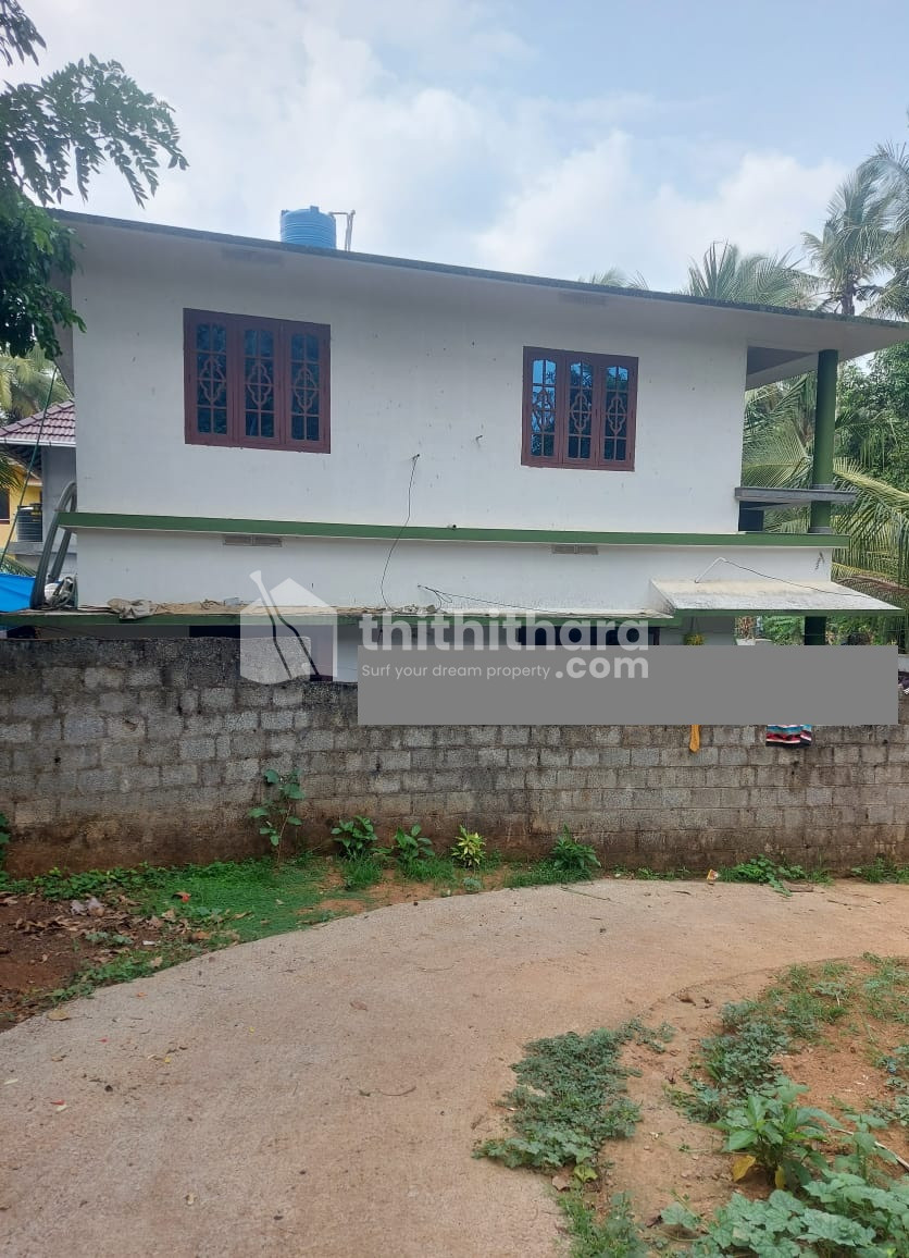 5 BHK HOUSE FOR SALE AT OTTAPPALAM. VANIAMKULAM- PATTAMKULAM