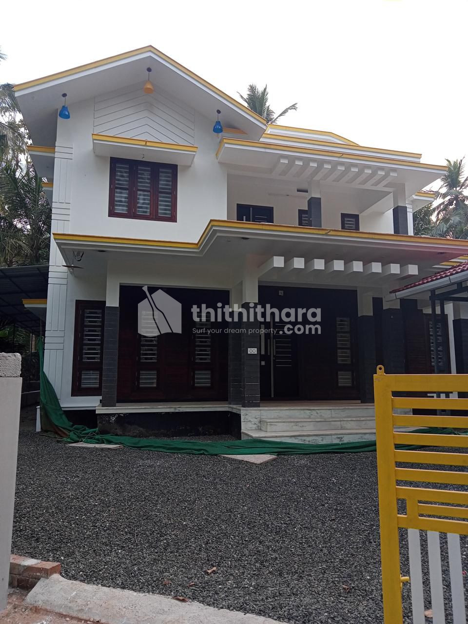 4 BHK Independent House available for sale in Kunnamangalam Kozhikode