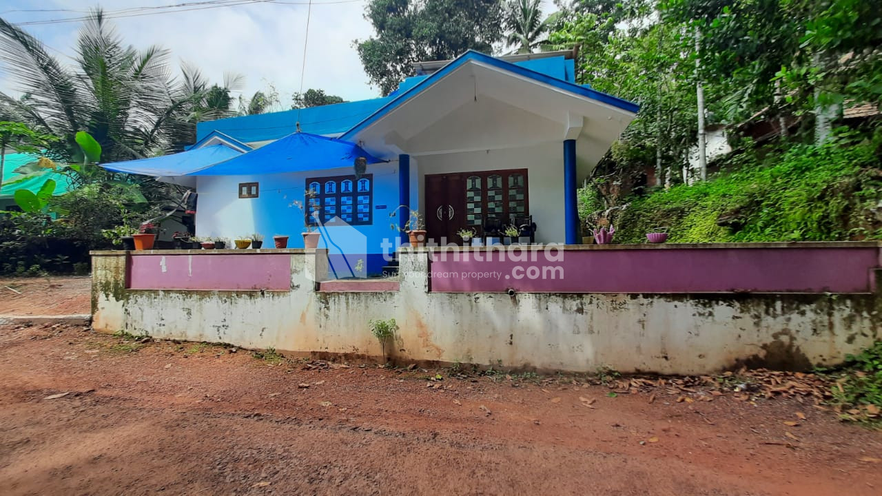 2 BHK house for sale at Thalasseri, Kannur