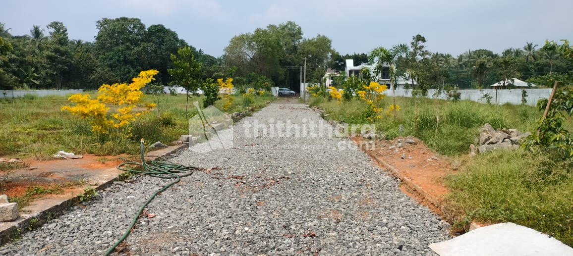 Residential Land for sale in Kechery Center, Thrissur.