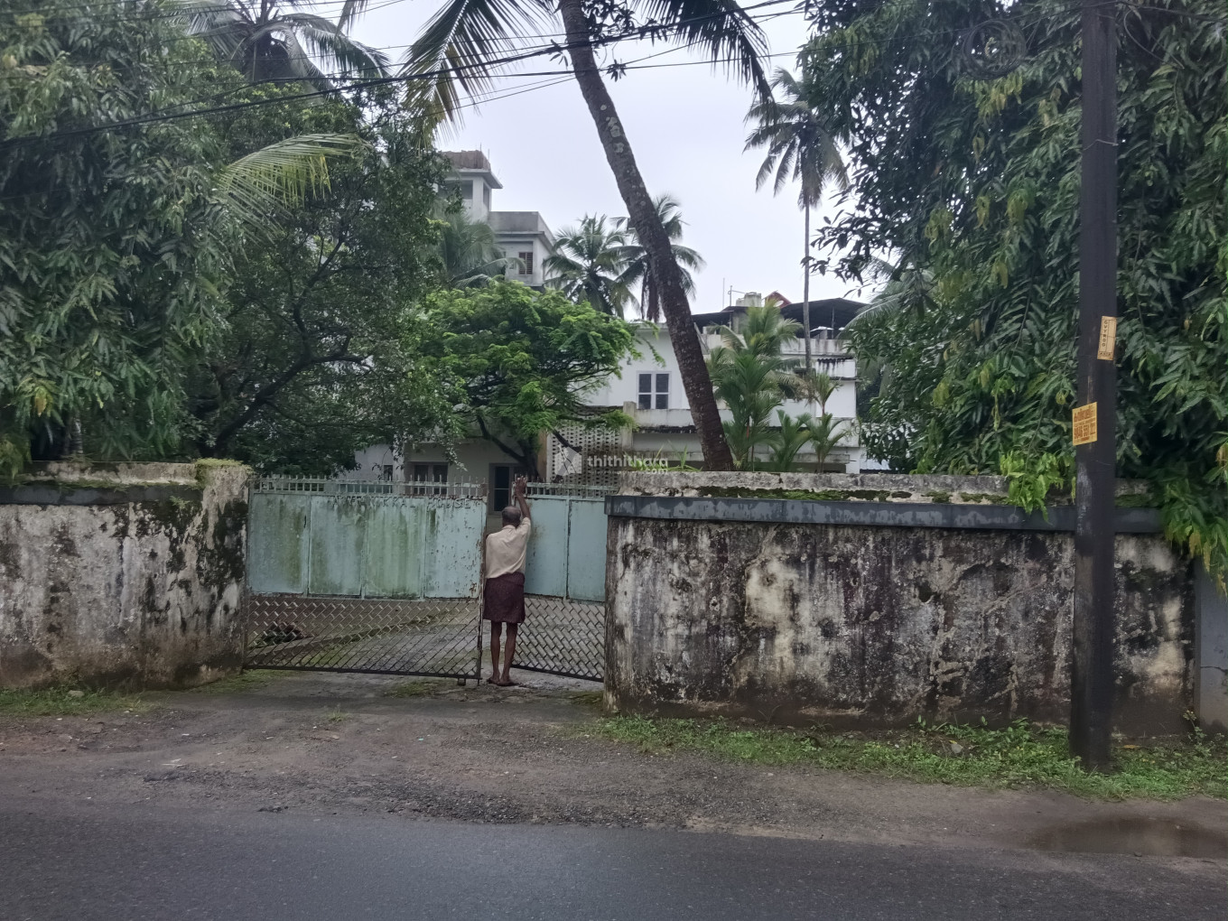 Residential land for sale at Guruvayur Thrissur