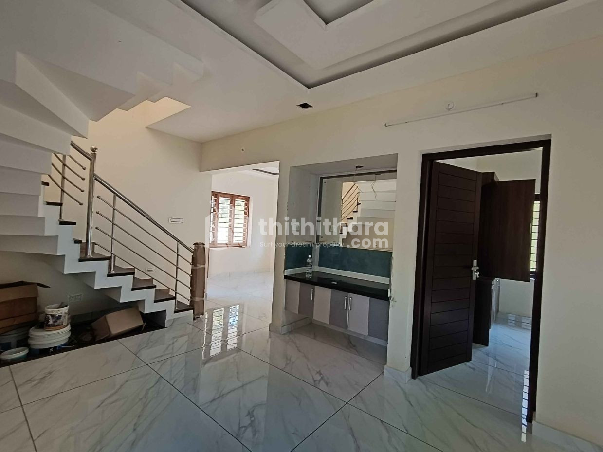 4 BHK Luxurious New Home for sale at Edappally Ernakulam
