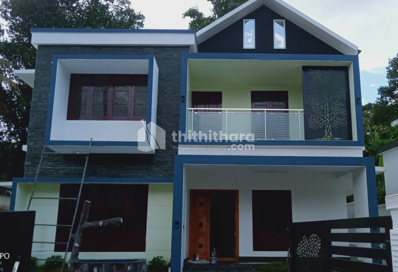 4 BHK Independent House available for Sale in Ettumanoor Kottayam