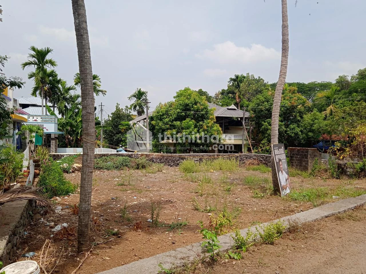 Residential Land available for Sale in  Aluva Ernakulam