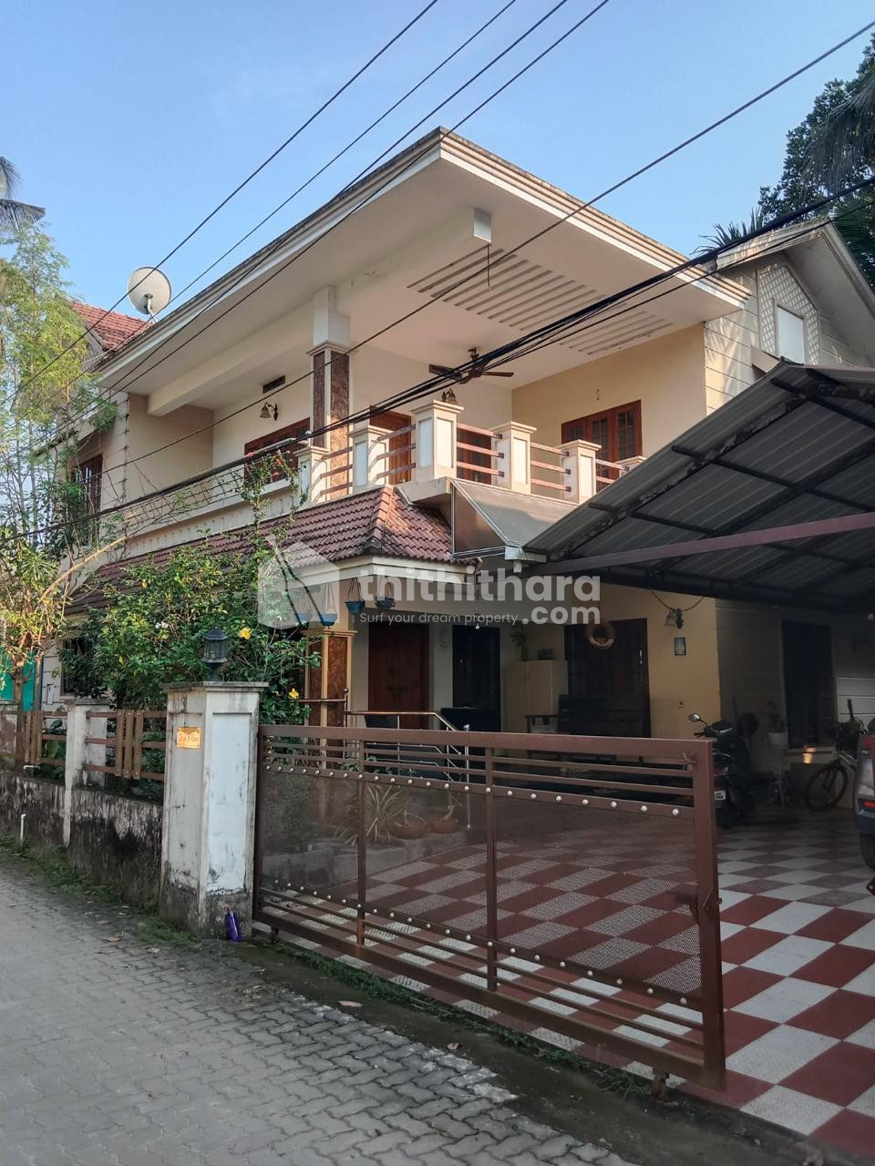 4 BHK Independent House available for Sale in Thripunithura Ernakulam