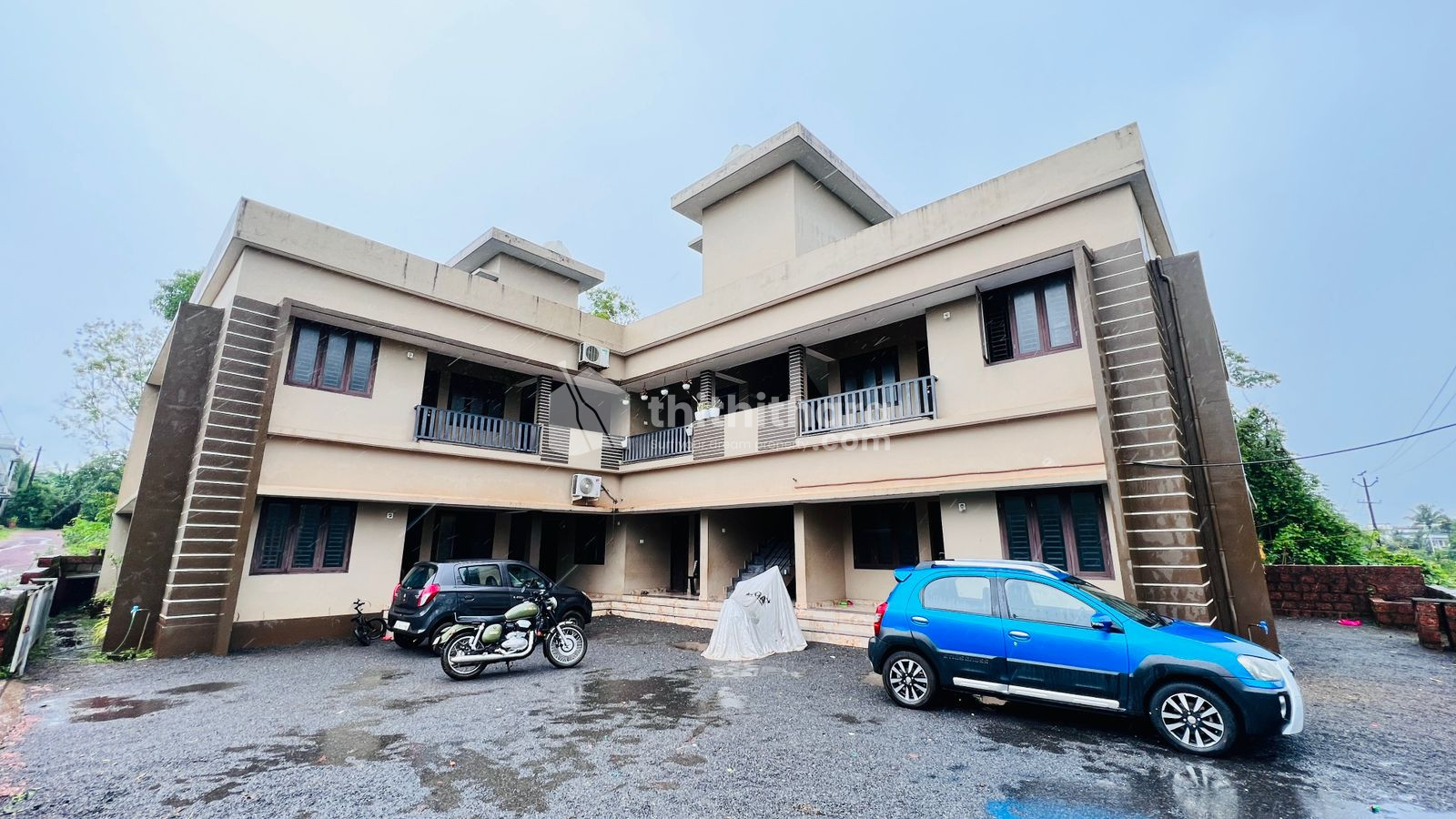 Commercial Building available for Sale in 4 mail Kasaragod
