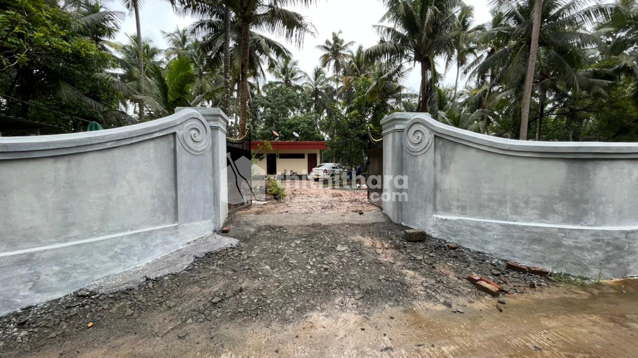 തൃശൂർ ഗുരുവായൂരിൽ സ്ഥലം വില്പനയ്ക്ക്