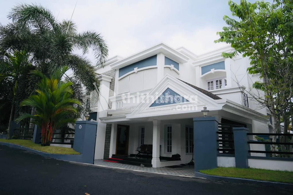 5 BHK Villa available for Sale in MC Road Kottayam, Kottayam