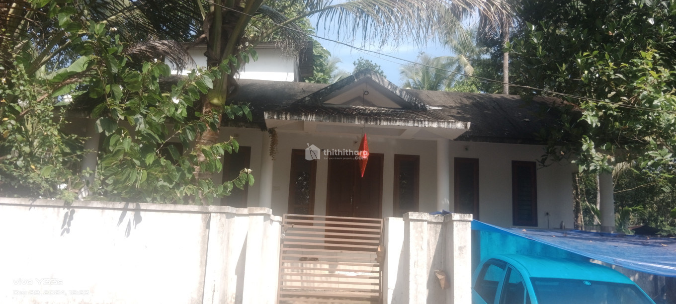 2 BHK Residential house for sale at Mukkam Kozhikode 