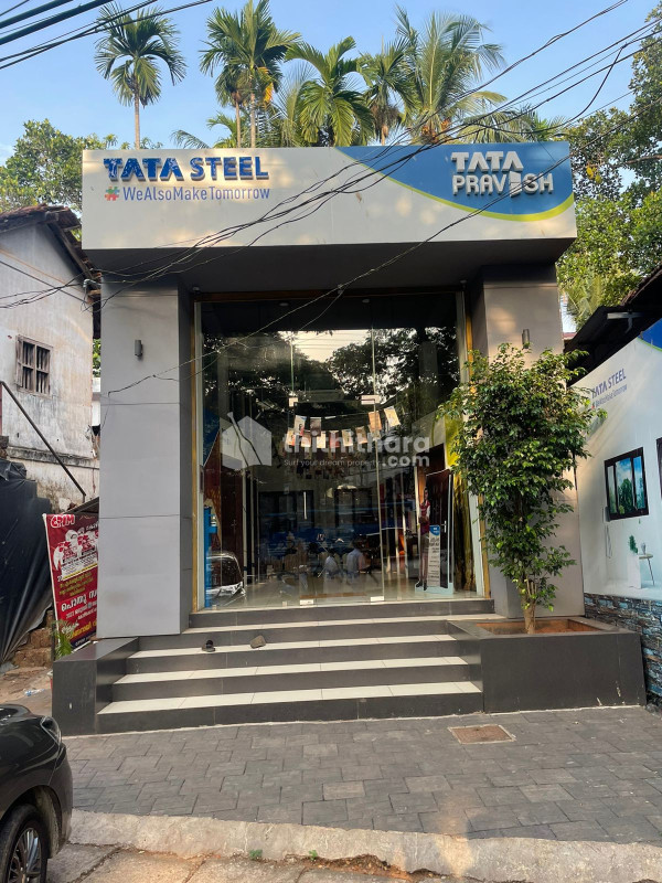Commercial Building for Sale at Calicut,Thondayad
