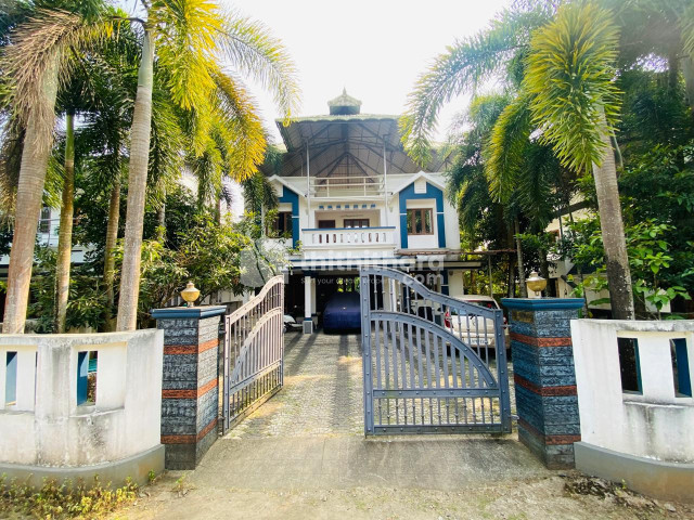 4 BHK Residential House for sale at Aluva Ernakulam