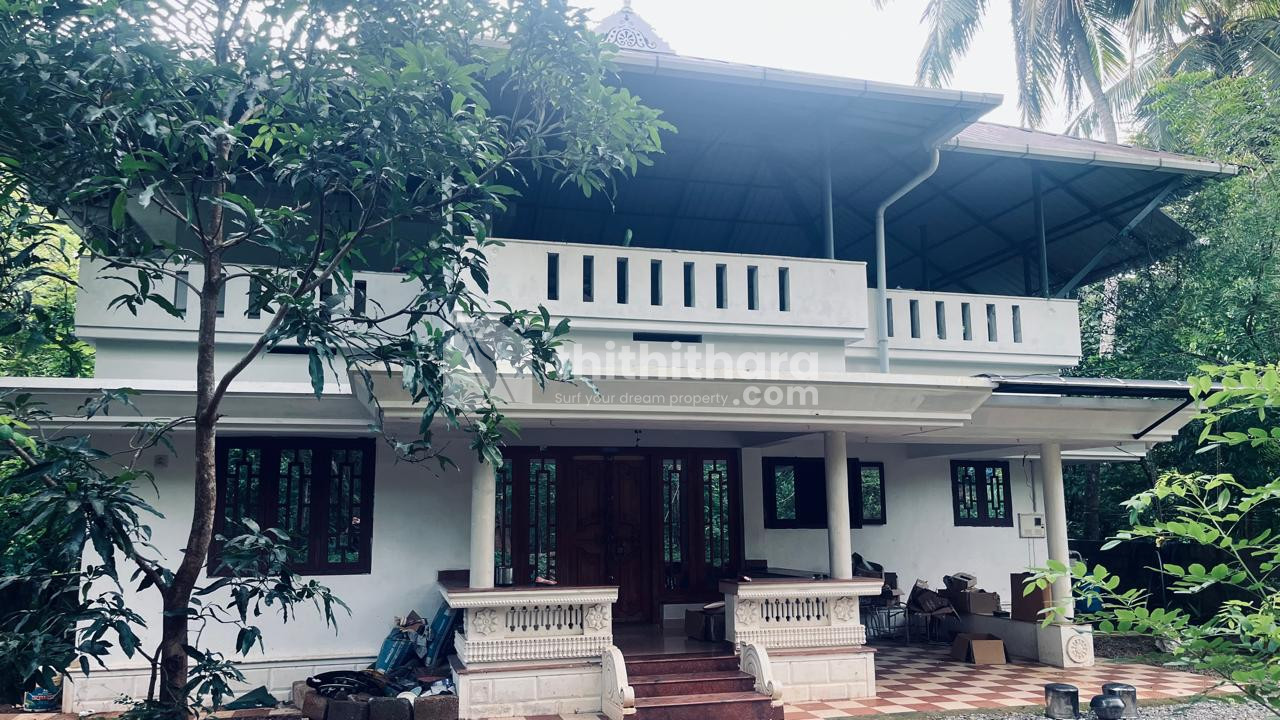 2 BHK Independent House available for Sale in Wadakkanchery Thrissur