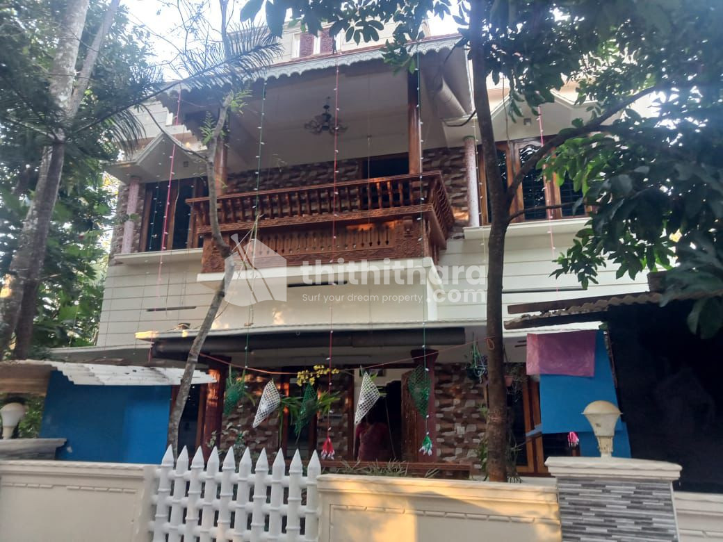 4 BHK Independent  House available for Sale in Parassala Thiruvananthapuram