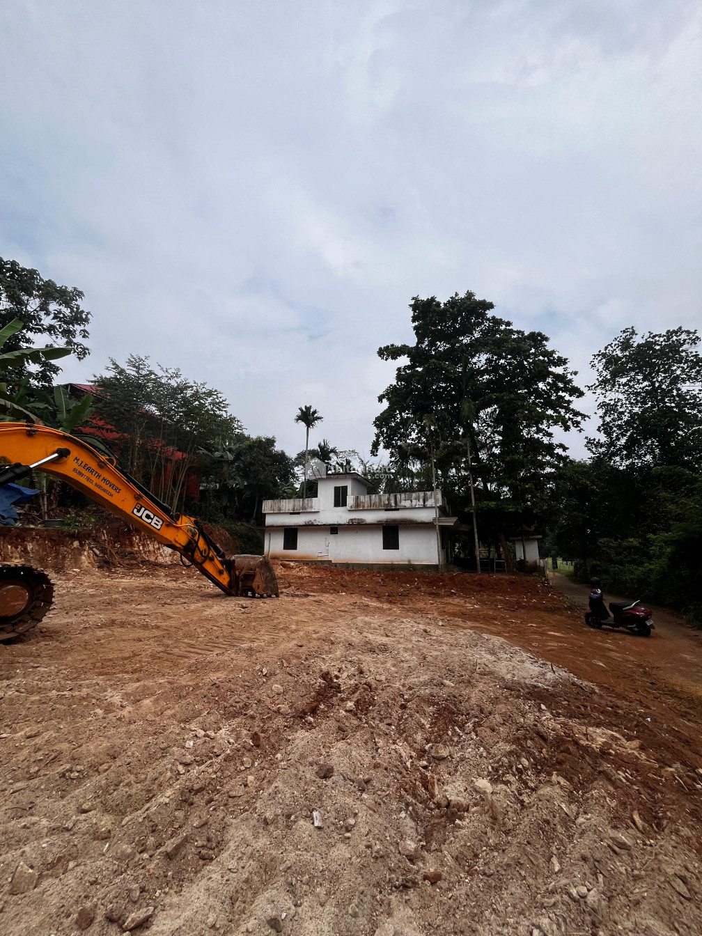 Residential Land available for Sale in Ollur Thrissur