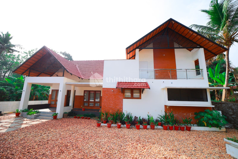 4 BHK Independent House available for Sale in Kurichy Kottayam