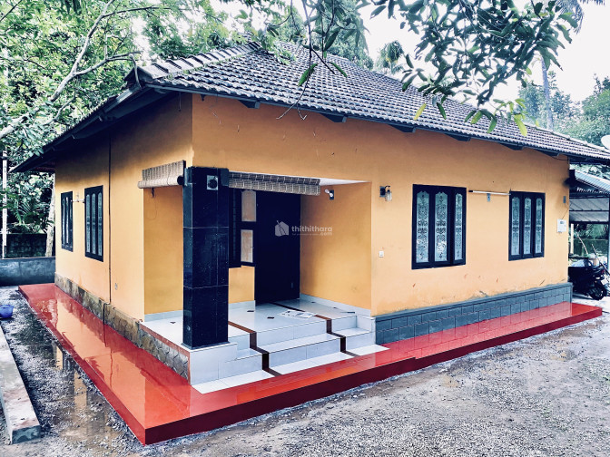 Urgent sale.3 BHK house at Adichily, Chalakudi