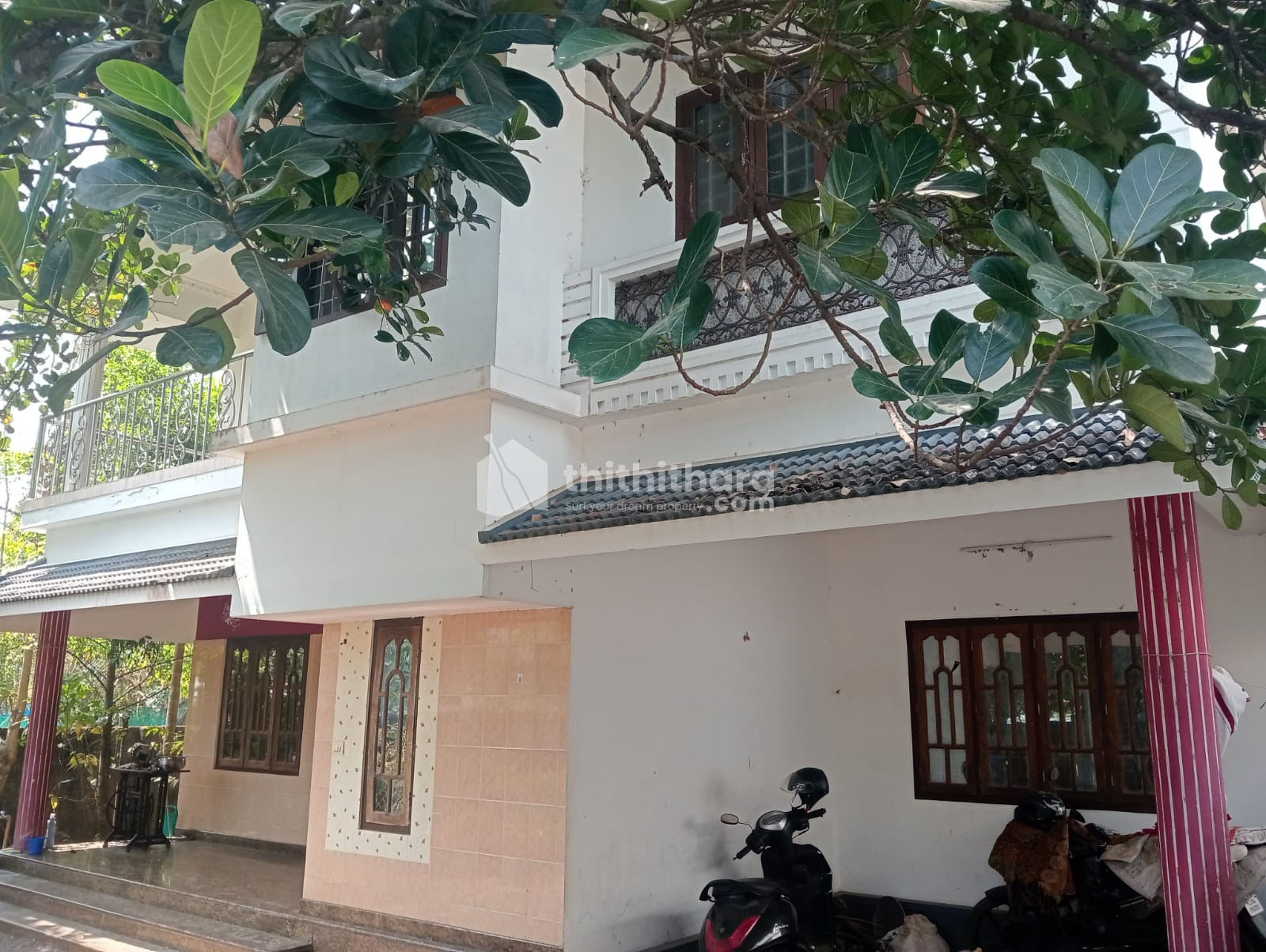 4BHKIndependent  House available for Sale in Aroor Alappuzha