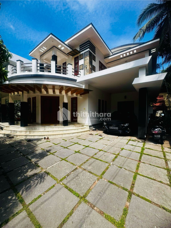 4 BHK Independent house for sale at quilandy kozhikode 