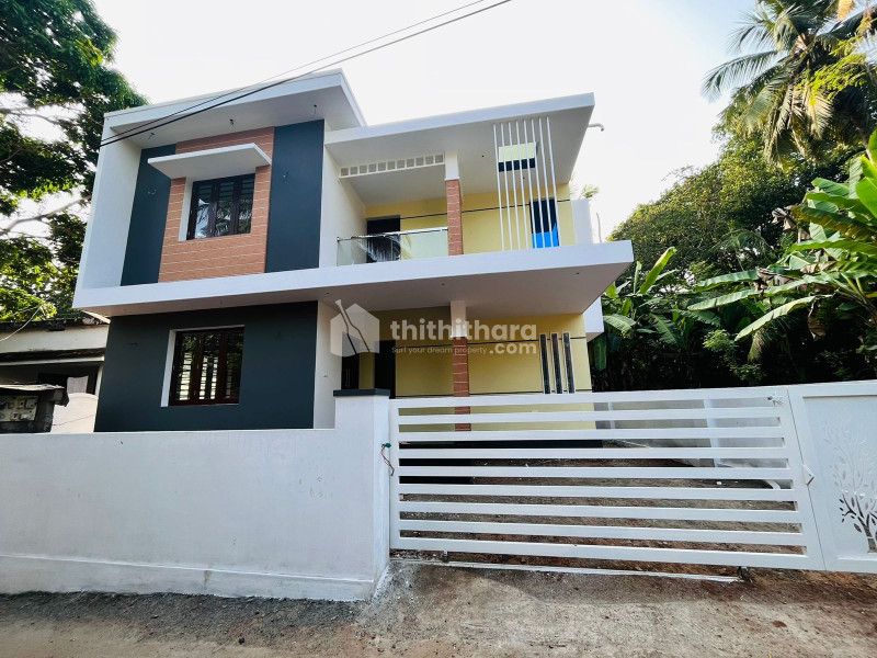 Good looking  1500Sqft  3bhk New Villa,Muthuvara- Thrissur 