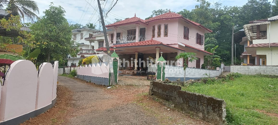 4 BHK Independent House available for Sale in Thiruvalla Pathanamthitta