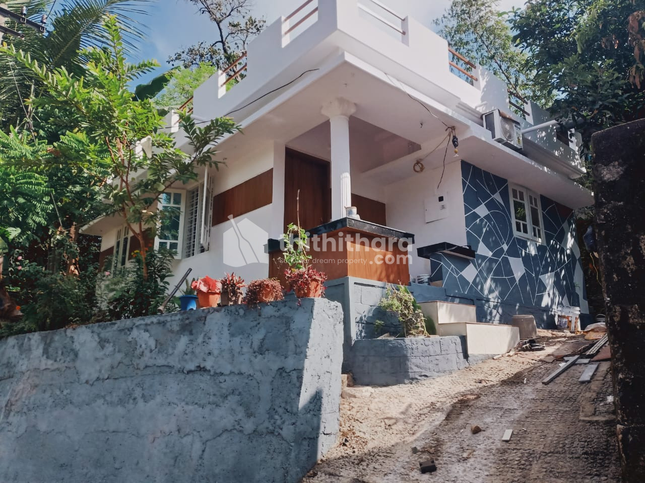 2 BHK Independent House available for Sale in Adoor Pathanamthitta