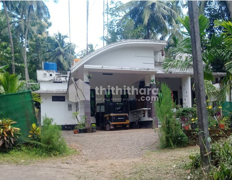 2 BHK House for sale in EAST VADAKKUMURY (1250 SQ FT)