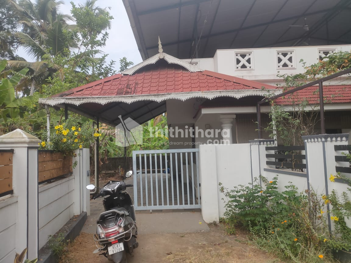 3 BHK Independent House available for Sale in Aluva Ernakulam