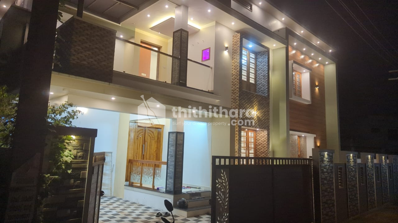 5 BHK Independent House available for Sale in Vazhayila Thiruvananthapuram