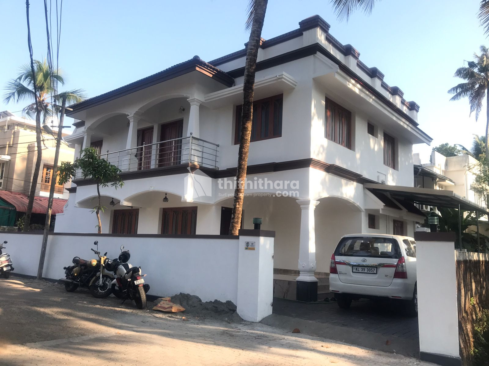 House for sale at Nettoor, Maradu Municipclity 