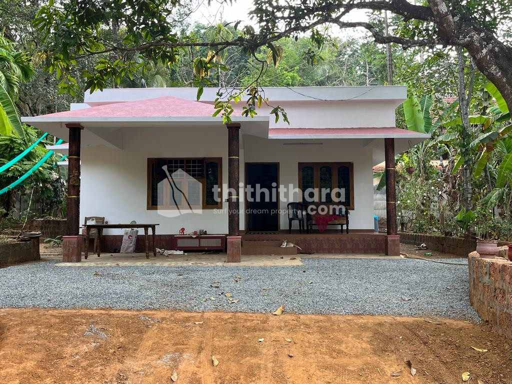 2 BHK Independent House for rent at Mattannur Kannur