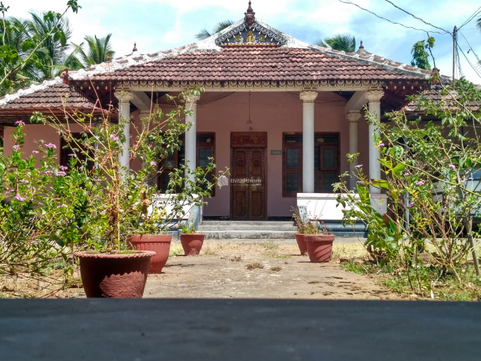 2BHK 1600 SQFT WITH 27 CENT PARAMBU LAND FOR SALE