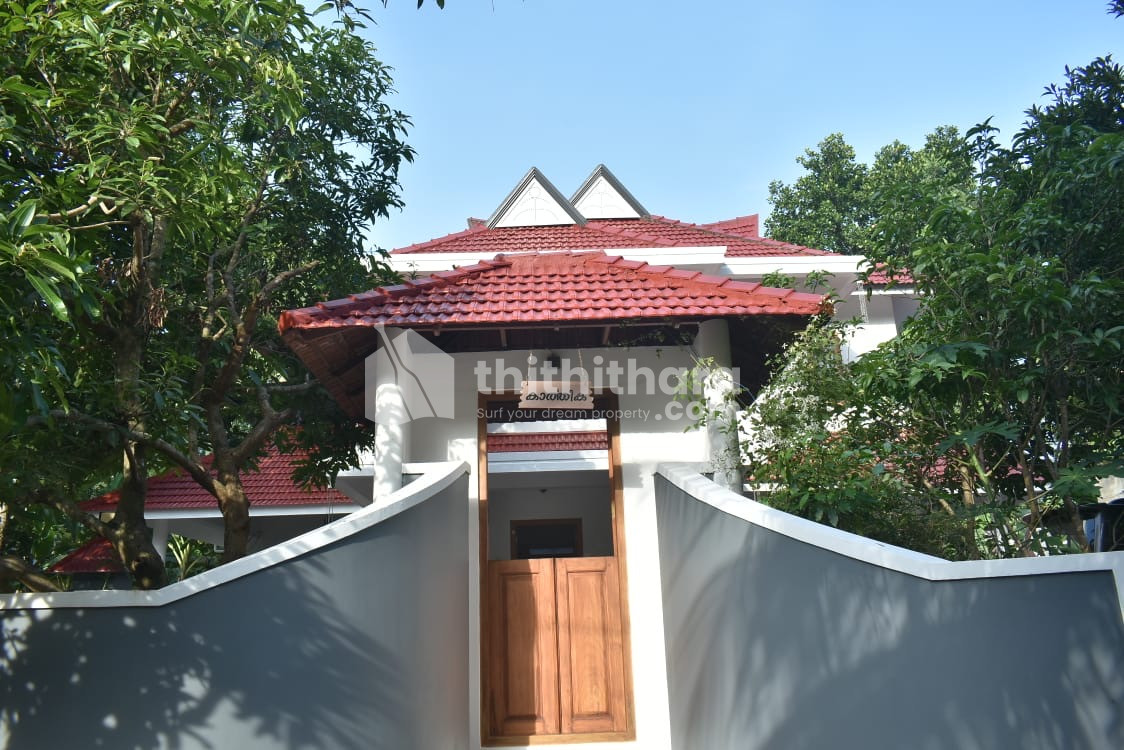 4 BHK Fully furnished house for sale at Ettumanoor Kottayam
