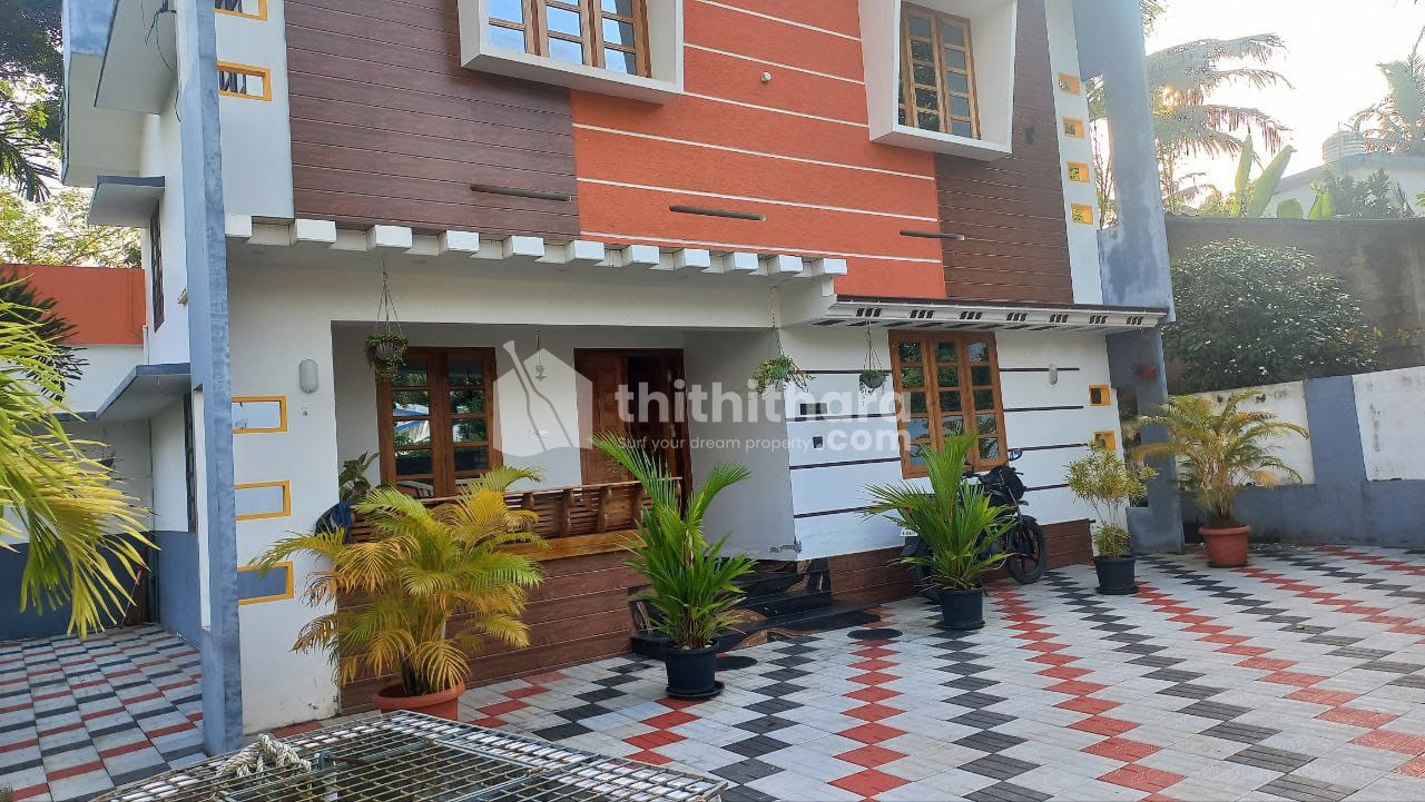 4 BHK Independent House available for Sale in Nedumangad Thiruvananthapuram