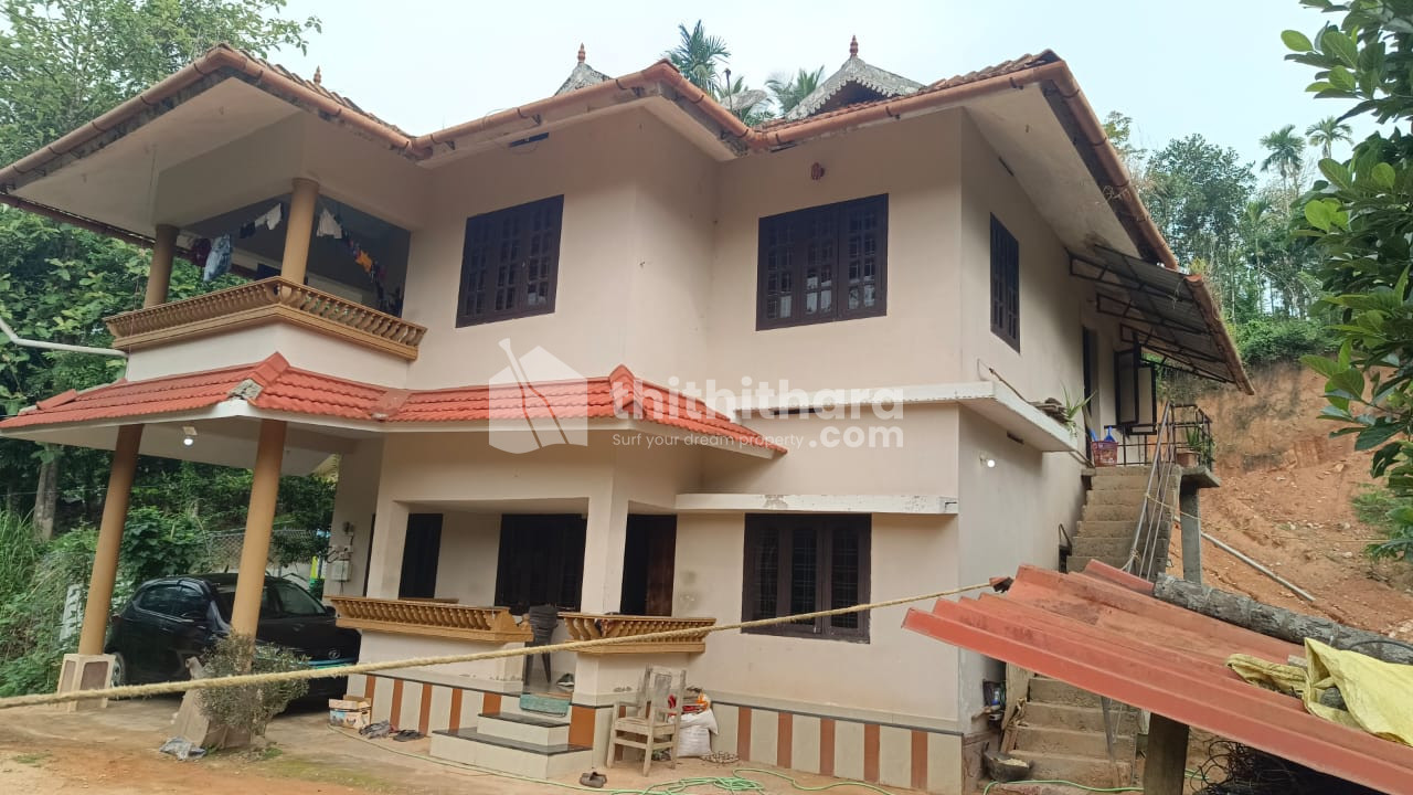 6 BHK Independent House available for Sale in Sulthanbathery Wayanad