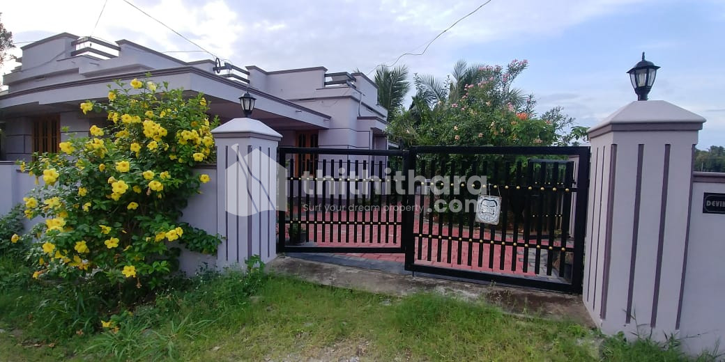 2BHK Independent House available for Sale in Pallavur Palakkad