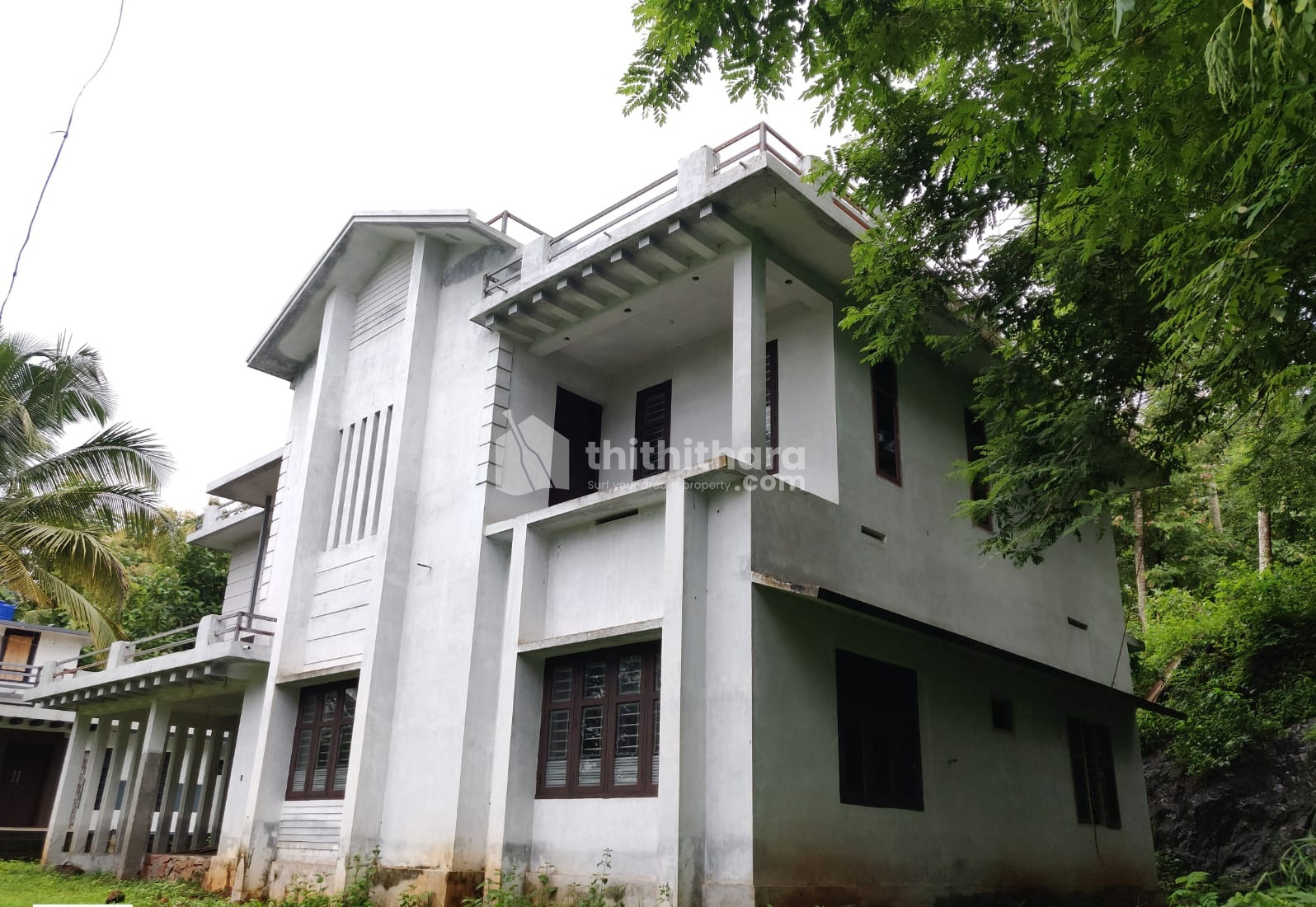 4 BHK House for Sale in Kondotty-EKKAPPARAMBA (2450 SQ FT)