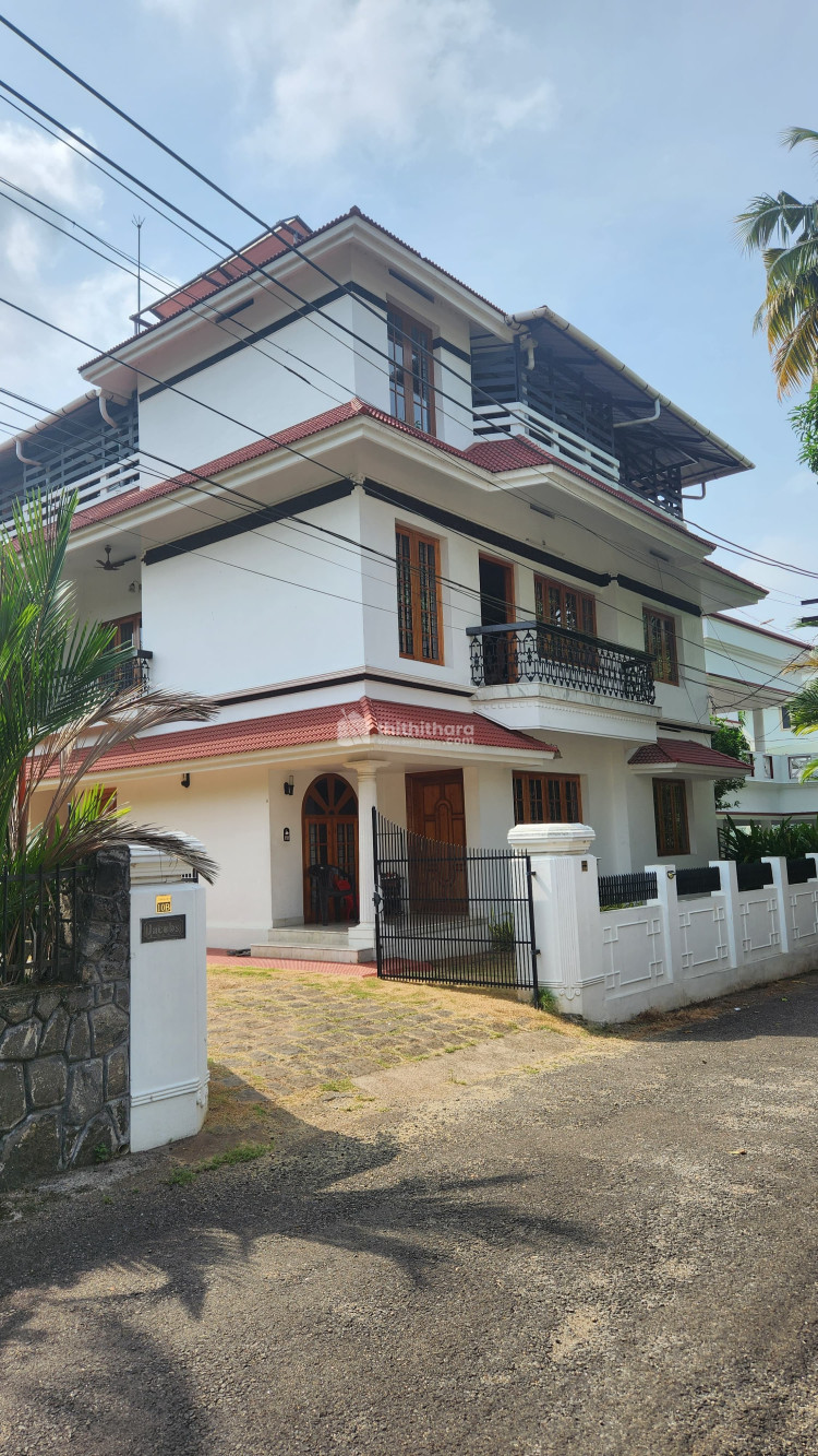 3 BHK Independent house for rent in Aluva Ernakulam