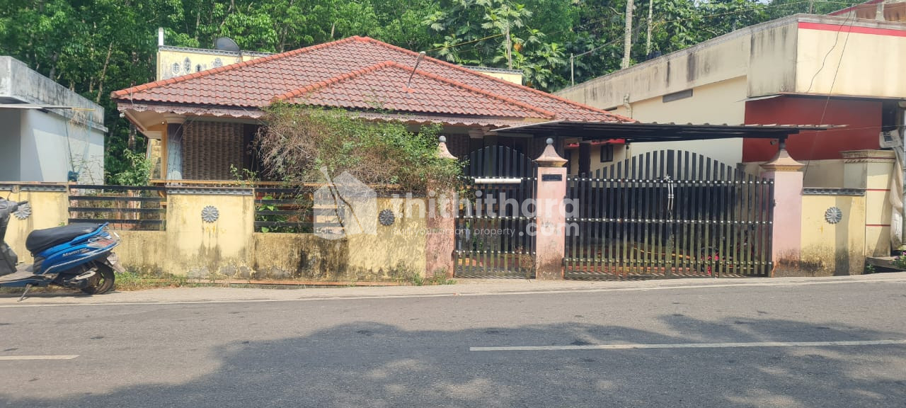 3 BHK Independent House for sale at Nedumangad Thiruvananthapuram