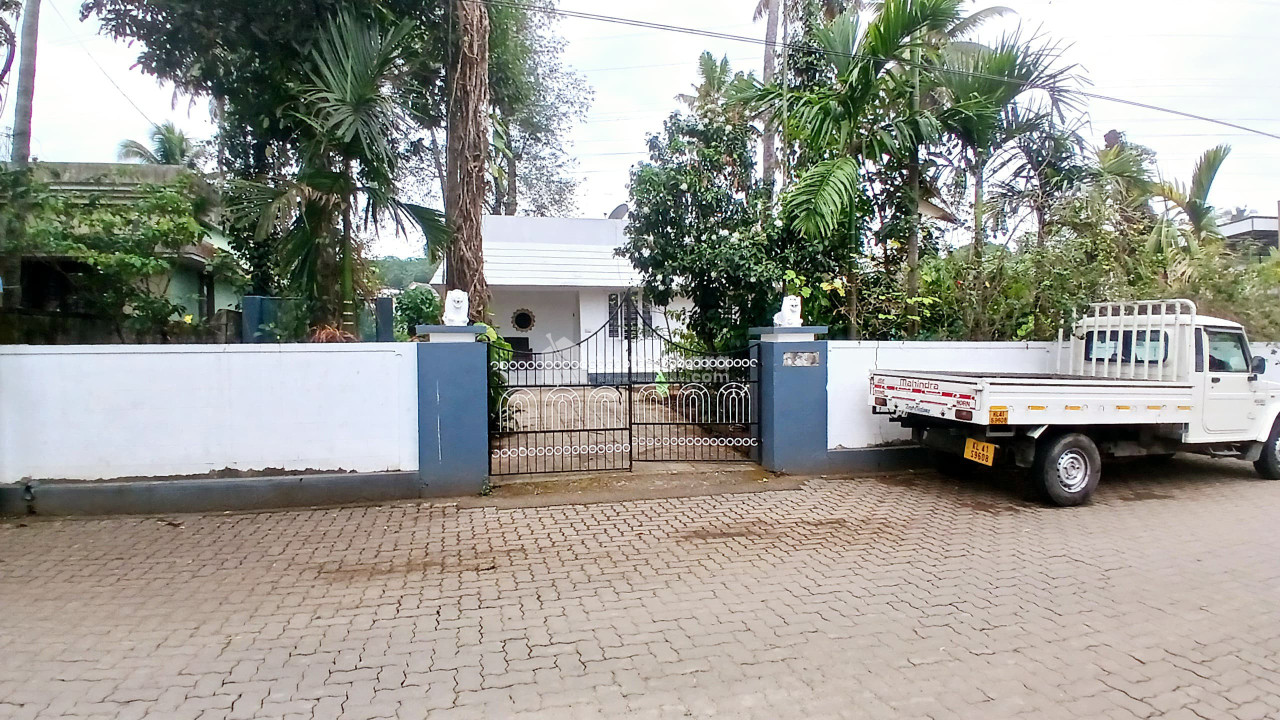 Residential land for sale at Aluva Ernakulam