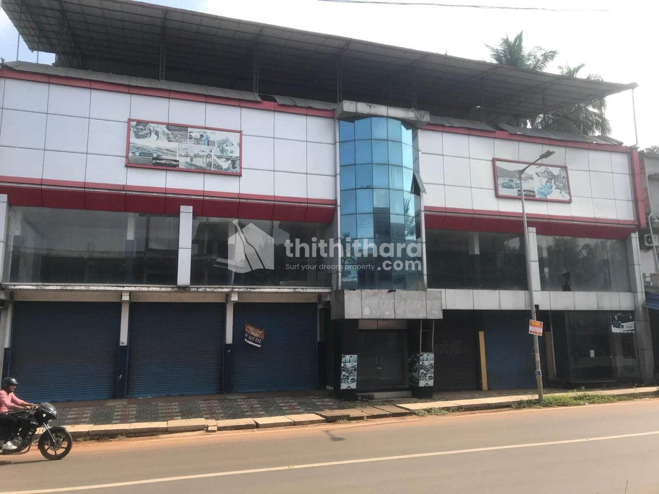 Commercial Building for sale at Mukkam Kozhikode 