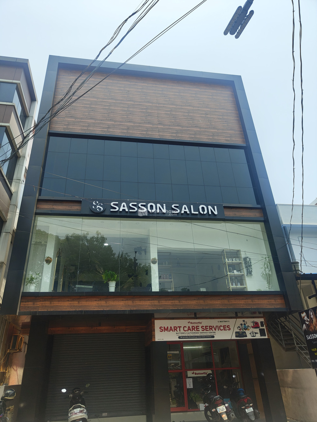 Commercial Building for sale at Palarivattom Ernakulam