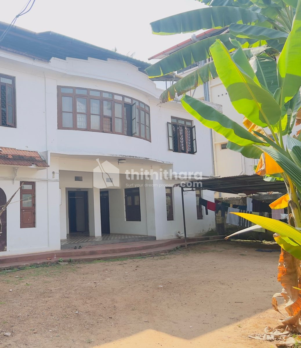 Nadakavu building 
