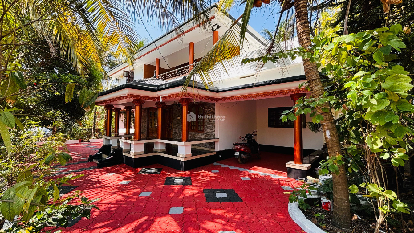 3bhk Independent house available for sale at Thrithala Palakkad