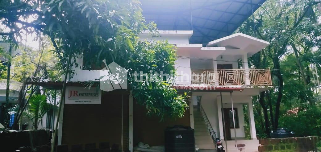 5-Bedroom Villa for sale Near Mahe Station in Vadakara, Kozhikode (calicut)
