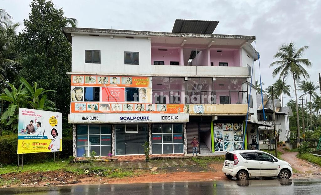 Commercial Building for Sale in Mukkam- (4650 SQ FT)