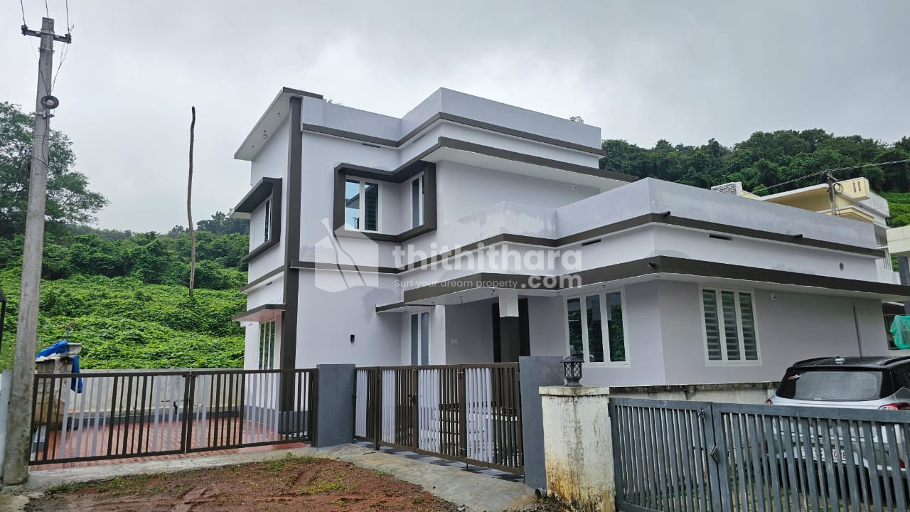 3 BHK Independent House available for Sale in Thiroor Thrissur.