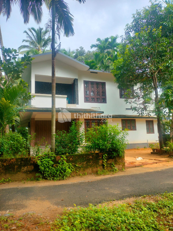 4 BHK Independent  House available for Sale in Elathur Kozhikode