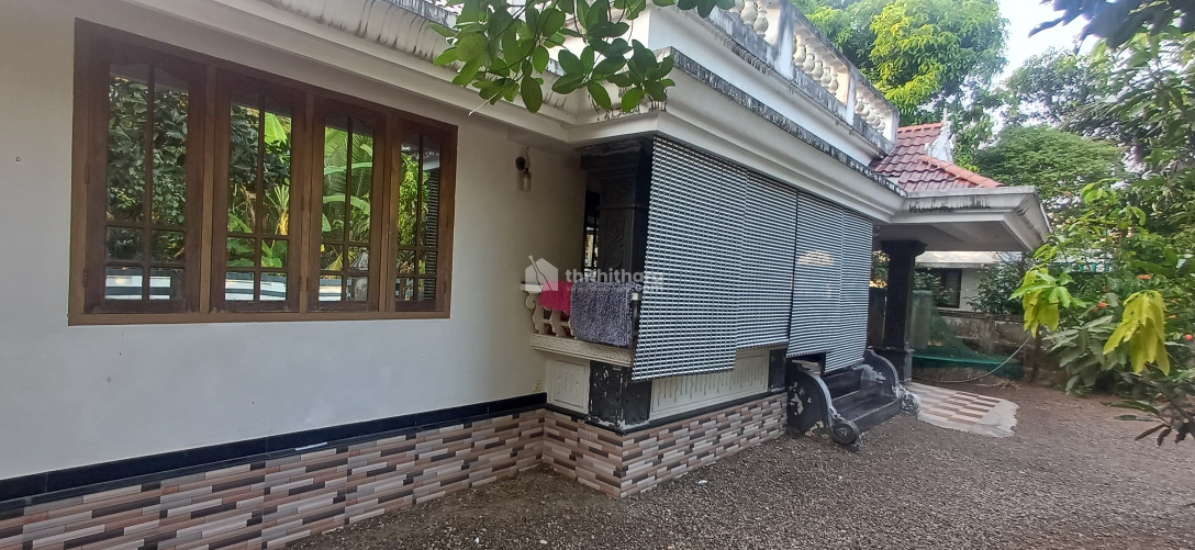 3 BHK Independent House available for Sale in Angamaly Ernakulam